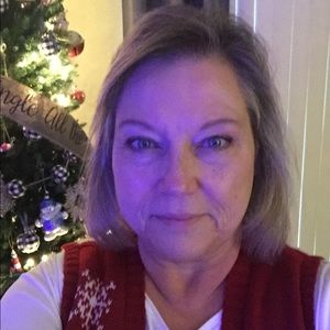 Meet your Posher, Debra